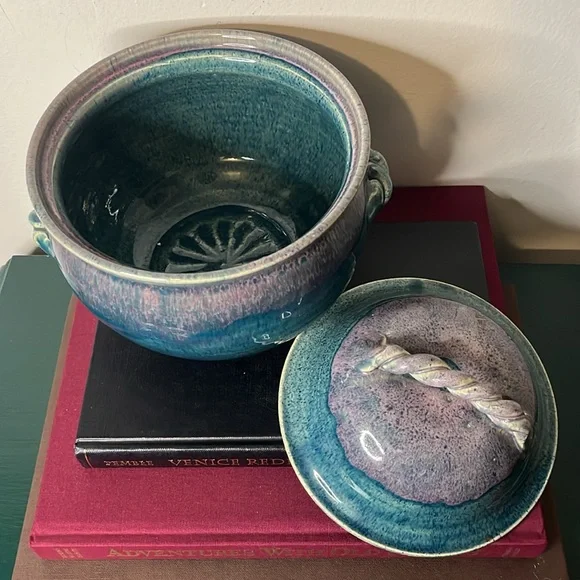 John Garrou Pottery 1991 Blue & Purple Glazed Stock Pot with Lid - Picture 6 of 11